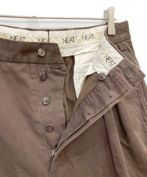 NEAT（ニート）NEAT (ニート) 2タックパンツ ブラウン サイズ:Mの古着・服飾アイテム