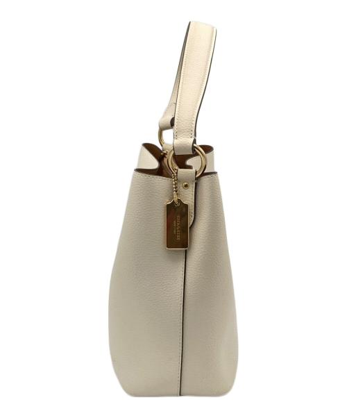 COACH（コーチ）COACH (コーチ) タウンバケット2wayショルダーバック アイボリーの古着・服飾アイテム