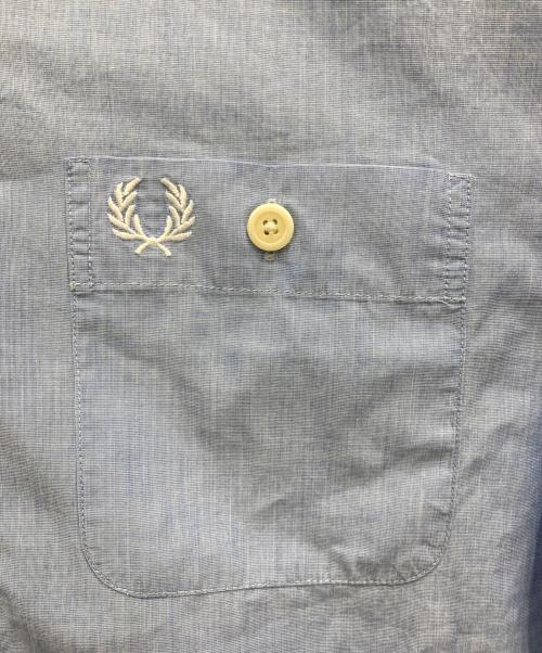 FRED PERRY（フレッドペリー）FRED PERRY (フレッドペリー) シャツ ブルー サイズ:Sの古着・服飾アイテム