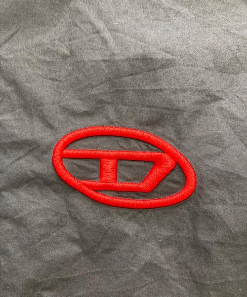 DIESEL（ディーゼル）DIESEL (ディーゼル) S-DOU-PLAIN オーバルDロゴシャツ ブラック サイズ:Ⅼの古着・服飾アイテム