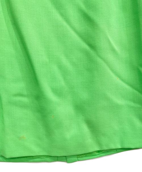 istante VERSACE（ヴェルサーチェ）istante VERSACE (ヴェルサーチェ) セットアップスーツ 黄緑 サイズ:表記なしの古着・服飾アイテム