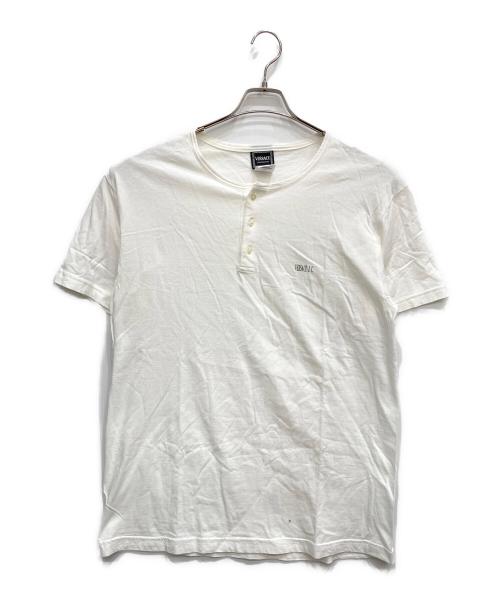 VERSACE JEANS COUTURE（ヴェルサーチ ジーンズクチュール）VERSACE JEANS COUTURE (ヴェルサーチ ジーンズクチュール) ヘンリーネックカットソー ホワイト サイズ:XLの古着・服飾アイテム