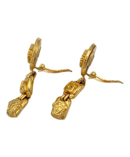 GIANNI VERSACE（ジャンニ・ヴェルサーチ）GIANNI VERSACE (ジャンニ・ヴェルサーチ) メデューサイヤリング ゴールドの古着・服飾アイテム