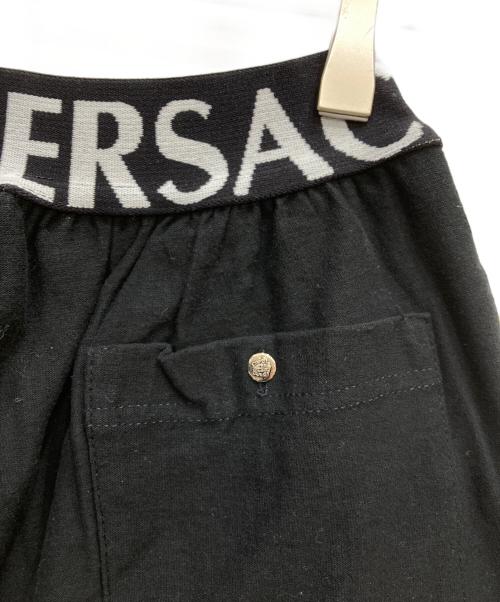VERSACE（ヴェルサーチェ）VERSACE (ヴェルサーチェ) ハーフパンツ ブラック サイズ:Mの古着・服飾アイテム