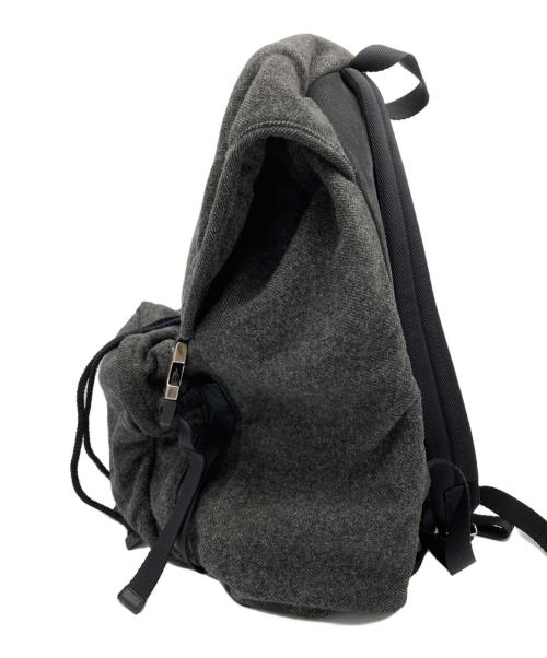 PRADA（プラダ）PRADA (プラダ) ウールリュック グレーの古着・服飾アイテム