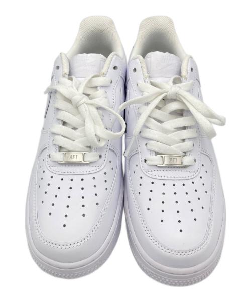 NIKE（ナイキ）NIKE (ナイキ) ローカットスニーカー ホワイト サイズ:25.5cmの古着・服飾アイテム