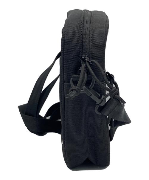 New Era（ニューエラ）New Era (ニューエラ) スクエアショルダーポーチ ブラックの古着・服飾アイテム