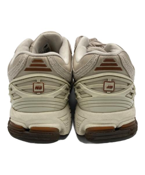NEW BALANCE（ニューバランス）NEW BALANCE (ニューバランス) M1906RFT/ローカットスニーカー ベージュ サイズ:26CMの古着・服飾アイテム