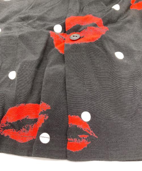 Aloha Blossom（アロハブロッサム）Aloha Blossom (アロハブロッサム) キス ショート スリーブ ブラック サイズ:42の古着・服飾アイテム