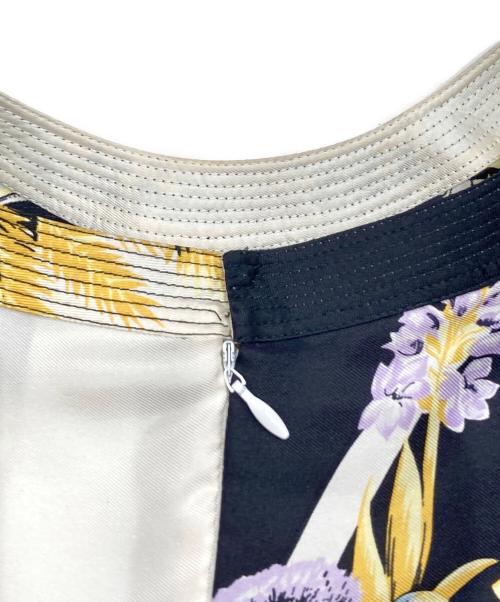 Istante（イスタンテ）Istante (イスタンテ) 総柄シルクブラウス ブラック サイズ:40の古着・服飾アイテム