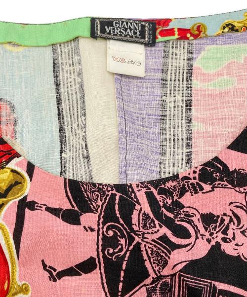 GIANNI VERSACE（ジャンニ・ヴェルサーチ）GIANNI VERSACE (ジャンニ・ヴェルサーチ) 総柄ノースリーブリネンブラウス マルチカラー サイズ:表示なしの古着・服飾アイテム