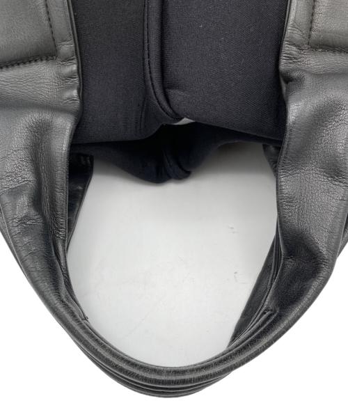 kawa-kawa（カワカワ）kawa-kawa (カワカワ) wet トートバッグM ブラックの古着・服飾アイテム