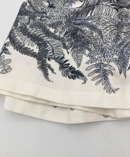 BEARDSLEY（ビアズリー）BEARDSLEY (ビアズリー) リネン混スカーフプリントスカート ホワイト サイズ:FREEの古着・服飾アイテム