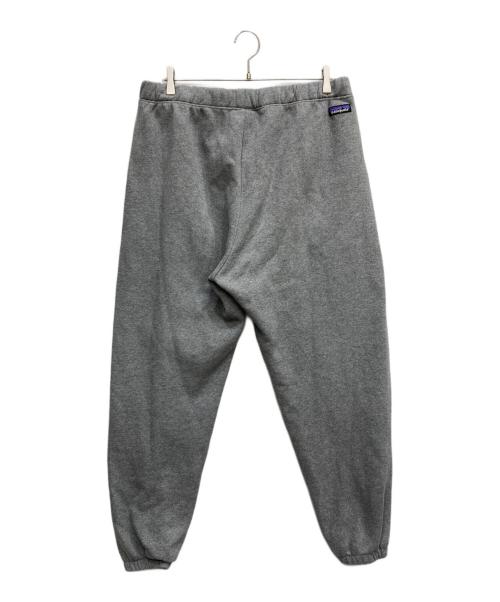Patagonia（パタゴニア）Patagonia (パタゴニア) P-6 ラベル アップライザル スウェットパンツ グレー サイズ:XLの古着・服飾アイテム