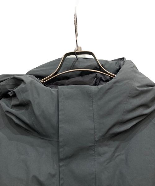 PALACE（パレス）PALACE (パレス) GORE-TEX CARGO DOWN PARKA グレー サイズ:XLの古着・服飾アイテム