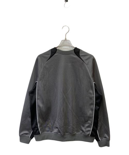SEDAN ALL-PURPOSE（セダンオールパーパス）SEDAN ALL-PURPOSE (セダンオールパーパス) TEAM TRAINING TOP グレー サイズ:XLの古着・服飾アイテム