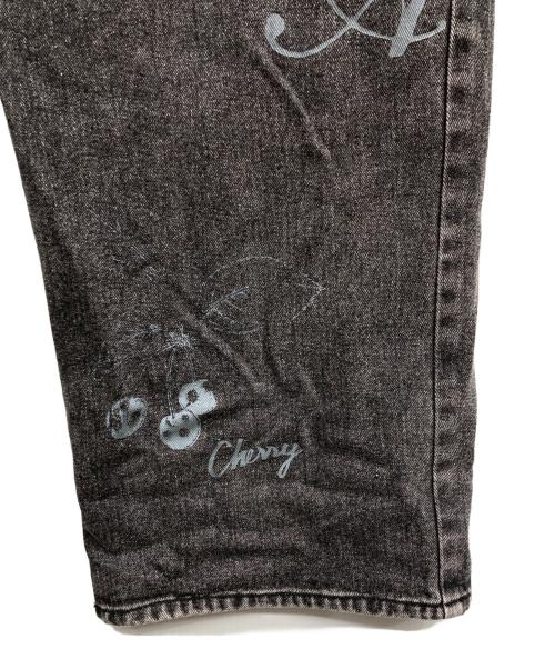 Ameri（アメリ）AMERI (アメリ) PAINT MOTIF PRINT DENIM PANTS ブラック サイズ:26の古着・服飾アイテム