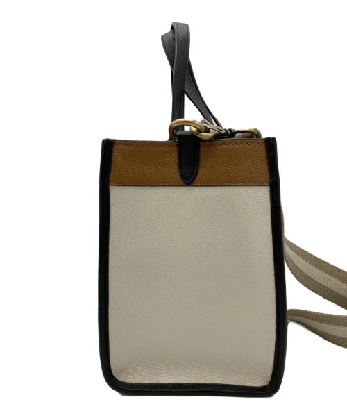 COACH（コーチ）COACH (コーチ) フィールド トート 30 アイボリーの古着・服飾アイテム