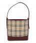 BURBERRY（バーバリー）の古着「ノバチェックワンショルダーバッグ」｜ベージュ