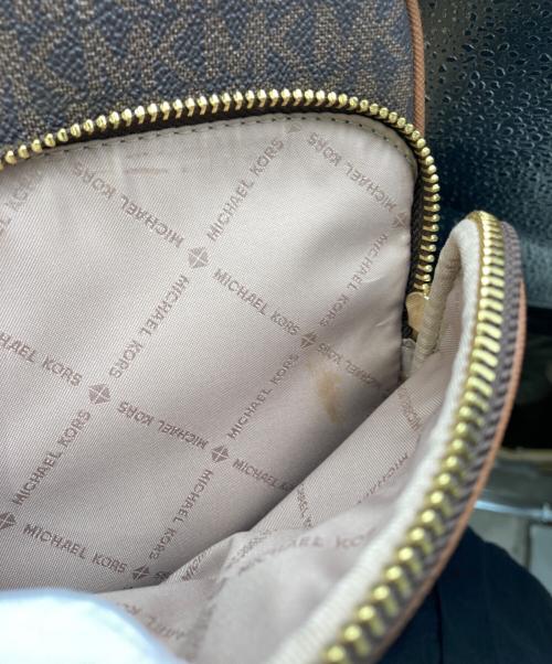 MICHAEL KORS（マイケル・コース）MICHAEL KORS (マイケル・コース) シグネチャーショルダーバッグ ブラウンの古着・服飾アイテム