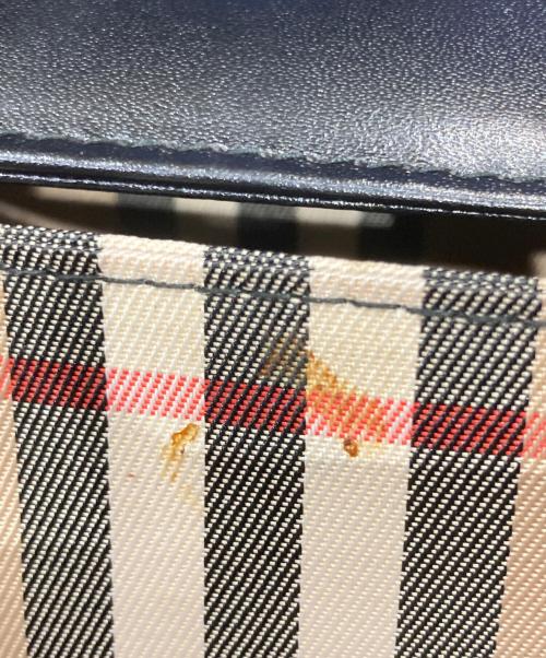 Burberry's（バーバリーズ）Burberry's (バーバリー) ショルダーバッグ ブラックの古着・服飾アイテム