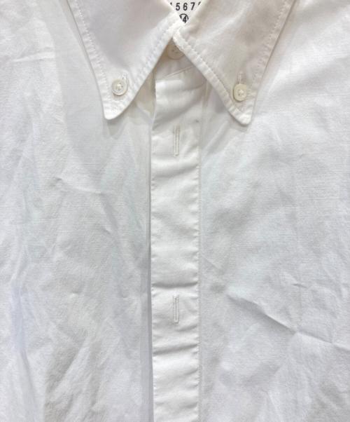 Maison Margiela（メゾンマルジェラ）Maison Margiela (メゾンマルジェラ) ボタンダウンシャツ ホワイト サイズ:40の古着・服飾アイテム