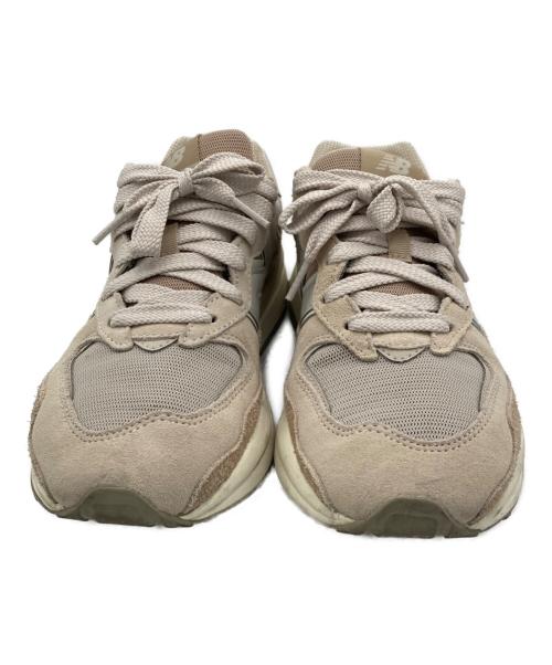 NEW BALANCE（ニューバランス）NEW BALANCE (ニューバランス) スニーカー ベージュ サイズ:25cmの古着・服飾アイテム