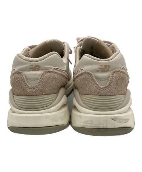 NEW BALANCE（ニューバランス）NEW BALANCE (ニューバランス) スニーカー ベージュ サイズ:25cmの古着・服飾アイテム