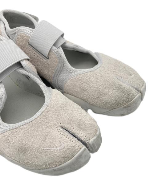 NIKE（ナイキ）NIKE (ナイキ) スニーカー グレー サイズ:24cmの古着・服飾アイテム