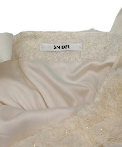 Snidel（スナイデル）Snidel (スナイデル) リボンティアードワンピース アイボリーの古着・服飾アイテム