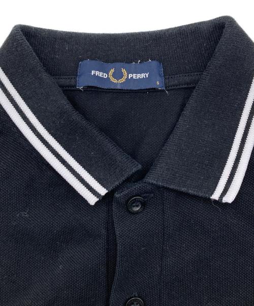 FRED PERRY（フレッドペリー）FRED PERRY (フレッドペリー) 長袖ポロシャツ ブラック サイズ:Sの古着・服飾アイテム