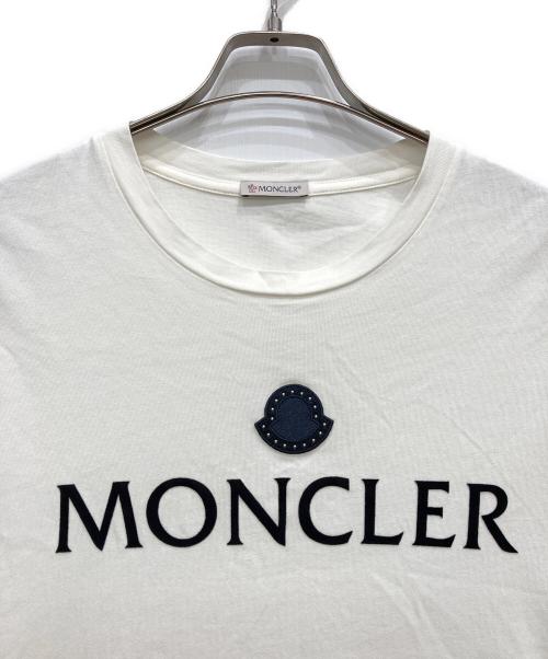 MONCLER（モンクレール）MONCLER (モンクレール) フロッキーロゴ SS TSHIRT ホワイト サイズ:Mの古着・服飾アイテム