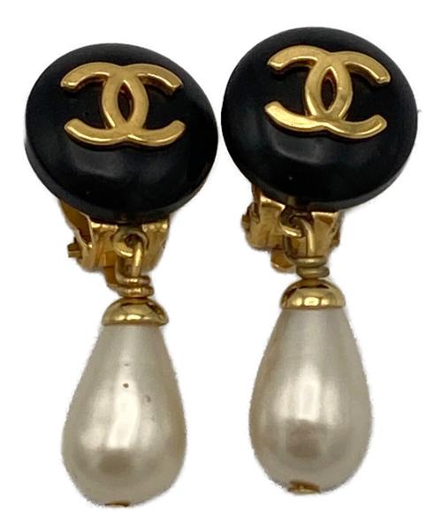 CHANEL（シャネル）CHANEL (シャネル) ココマークパールドロップイヤリング ゴールドの古着・服飾アイテム