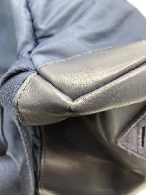 A.P.C.（アーペーセー）A.P.C. (アーペーセー) ナイロンレザー切替リュック ネイビーの古着・服飾アイテム