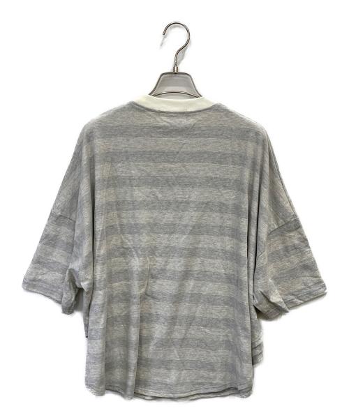 tumugu（ツムグ）tumugu (ツムグ) グラフボーダープルオーバー グレー サイズ:FREE 未使用品の古着・服飾アイテム