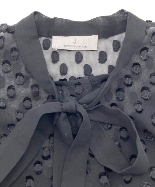 j.（ジェイドット サムワンプレシャス）j. (ジェイドット サムワンプレシャス) ブラウス ブラック サイズ:Mの古着・服飾アイテム