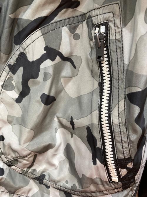 COACH（コーチ）COACH (コーチ) 迷彩ジャケット グレー サイズ:Sの古着・服飾アイテム