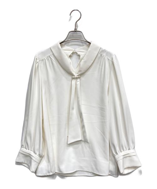 JUSGLITTY（ジャスグリッティー）JUSGLITTY (ジャスグリッティー) パールバーブラウス ホワイト サイズ:2の古着・服飾アイテム