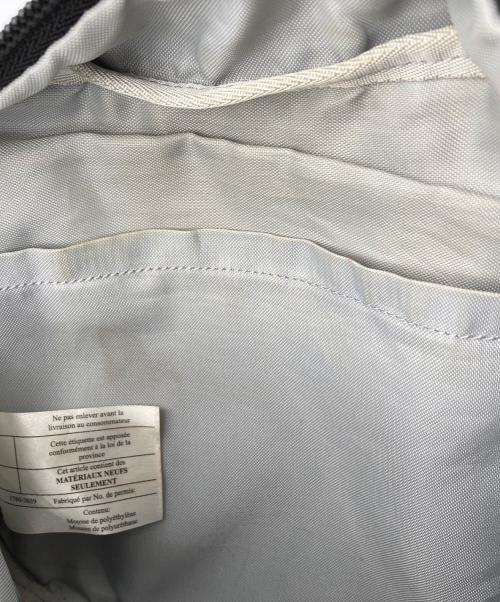 ARC'TERYX（アークテリクス）ARC'TERYX (アークテリクス) BEAMS (ビームス) マカ2.2ショルダーバッグ グレーの古着・服飾アイテム
