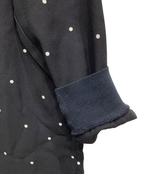 BEARDSLEY（ビアズリー）BEARDSLEY (ビアズリー) ドット柄プルオーバーブラウス ブラック サイズ:FREEの古着・服飾アイテム