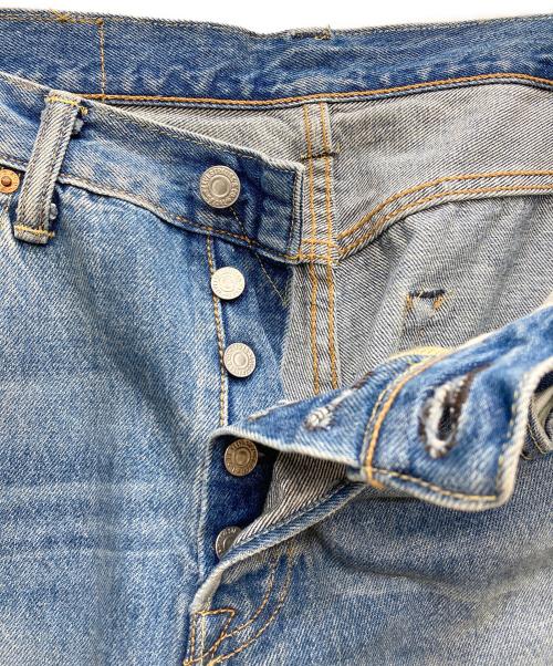 LEVI'S（リーバイス）LEVI'S (リーバイス) リペア加工デニムパンツ インディゴ サイズ:Mの古着・服飾アイテム