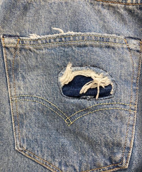 LEVI'S（リーバイス）LEVI'S (リーバイス) リペア加工デニムパンツ インディゴ サイズ:Mの古着・服飾アイテム