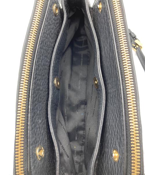 MICHAEL KORS（マイケルコース）MICHAEL KORS (マイケルコース) レザーショルダーバッグ ブラックの古着・服飾アイテム
