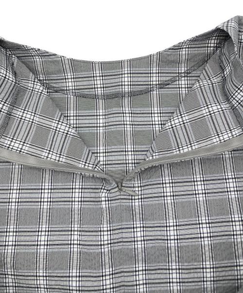 MACKINTOSH PHILOSOPHY（マッキントッシュ フィロソフィー）MACKINTOSH PHILOSOPHY (マッキントッシュ フィロソフィー) 半袖サッカーブラウス グレー サイズ:Sの古着・服飾アイテム