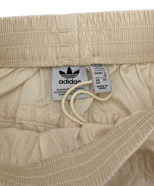 adidas Originals（アディダスオリジナル）adidas Originals (アディダスオリジナル) サマーグロースカート ベージュ サイズ:XXSの古着・服飾アイテム