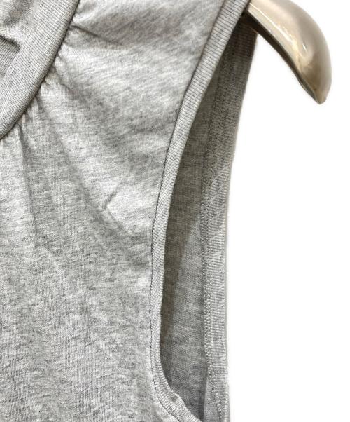 MM6 Maison Margiela（エムエムシックスメゾンマルジェラ）MM6 Maison Margiela (エムエムシックスメゾンマルジェラ) ノースリーブワンピース グレー サイズ:Sの古着・服飾アイテム