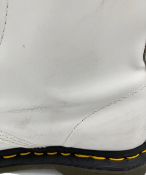 Dr.Martens（ドクターマーチン）Dr.Martens (ドクターマーチン) 8ホールブーツ ホワイト サイズ:23cmの古着・服飾アイテム