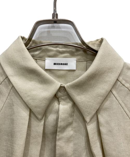 MIESROHE（ミースロエ）MIESROHE (ミースロエ) ネックギャザーハーフスリーブシャツ ベージュ サイズ:FREEの古着・服飾アイテム