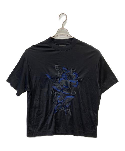 EMPORIO ARMANI（エンポリオ アルマーニ）EMPORIO ARMANI (エンポリオ アルマーニ) 刺繍モックネックカットソー ブラック サイズ:Mの古着・服飾アイテム