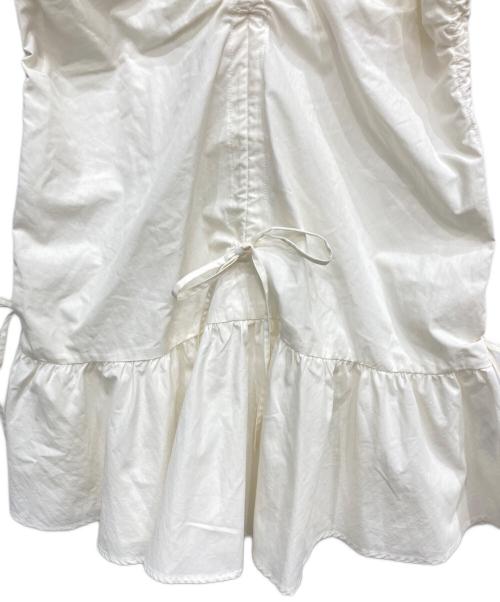 SLY（スライ）SLY (スライ) GATHER CAMI ショートワンピース ホワイト サイズ:FREEの古着・服飾アイテム